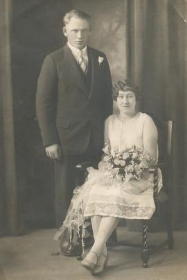 Magnús Einarsson (1895-1959) og Jónína Jónsdóttir Kárdal (1905) frá Kárdalstungu, brúðarmynd
