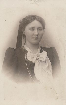 1330-Kristín Jósefína Jónsdóttir (1891-1984) Akureyri frá Brekku í Þingi