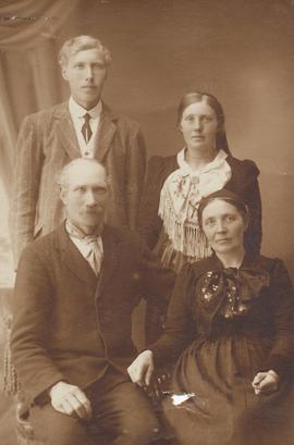 04418-Kristján Jónss (1870-56)-Anna Kristjánsd (1895-88) Víðivöllum Fnjóskadal-(Jón) Kristján (19...