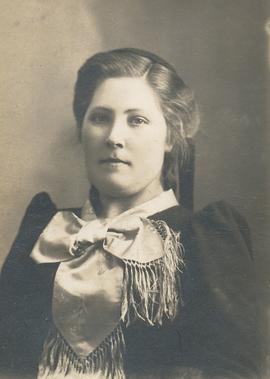 1111-Matthildur Jóhannsdóttir (1888-1953) Vindhæli 1920