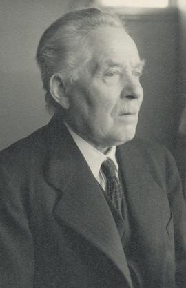 04625-Albert Jónsson (1857-1946)-kaupmaður-80 ára