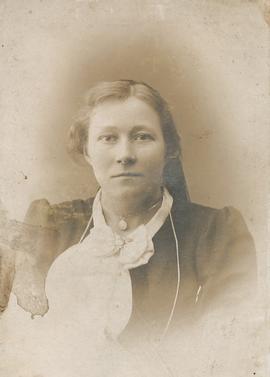 Ólína Hólmfríður Klemensdóttir (1880-1912) Rvk frá Strjúgsstöðum