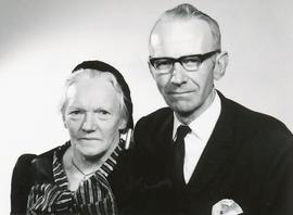 3809-Sólveig Erlendsdóttir (1900-1979)-Páll Kristjánsson (1901-1974)-Reykjum