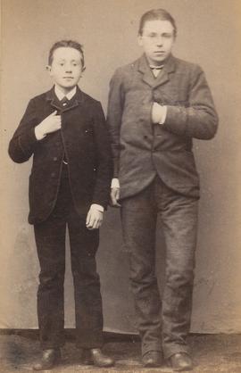 Jón Guðmundsson (1878-67) Torfalæk og Ludvig Kristján Möller (1876-51) kaupm Hjalteyri frá St-Bergi