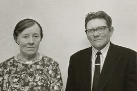 3978-Fanney Halldórsdóttir (1917-2005)-Friðgeir Eiríksson (1904-1985) vitavörður-Sviðningi