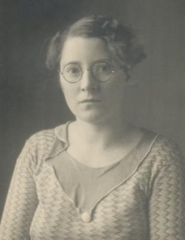Viktoría Margrét Hjartardóttir (1915-2008) Bráðræði Skagaströnd