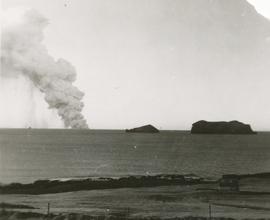 1922-Surtseyjargos á 1. degi (7).