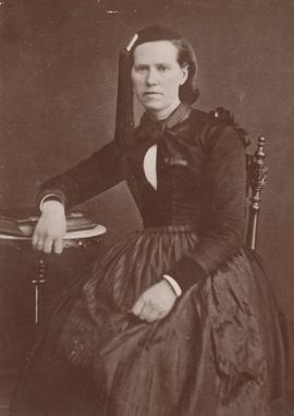 04403-Katrín Þorvaldsdóttir (1829-1895)-frá Hrappsey-m 4402