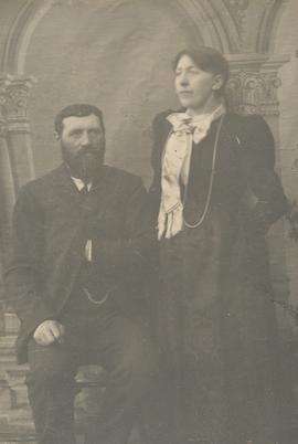 Pétur Pétursson (1862-1919) og Sigurbjörg María Guðmundsdóttir (1861-1930) Bollastöðum