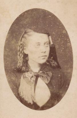 Solveig Sigurbjörg Jónsdóttir (1862-1927) fósturdóttir Brún 1870, Syðra-Vatni 1890