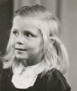 Borghildur Einarsdóttir (1946).