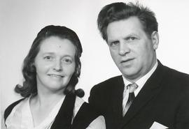3862-Anna Marta Helgadóttir (1924-2012)-Ingþór Líndal Sigurðsson (1920-1998)-Uppsölum