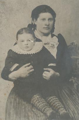 Jónas Jónasson (1850-1928) Gröf Vatnsnesi og María Jónsdóttir1829 vk Tittlingsstöðum 1850 frá Neð...