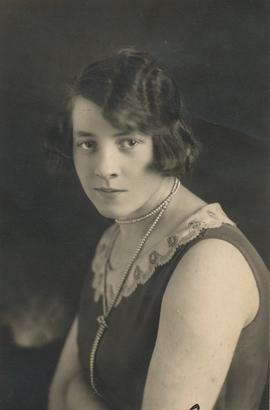 04620-Ester Úranía Guðmundsdóttir (1911-1932)-frá Sandi á Snæfellsnesi