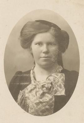 1311-Lára Sigríður Jóhannesdóttir (1891-1945) frá Auðunnarstöðum-kennari Reykjavík