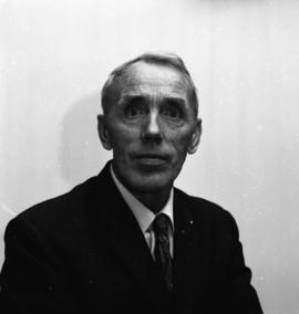 Sveinn Ellertsson (1912-1983) samlagsstjóri