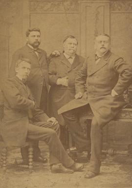(Pétur Emil) Júlíus Halldórsson (1850-1924) (2fr h) læknir Klömbrum og Evald Johnson (1838-1893) ...