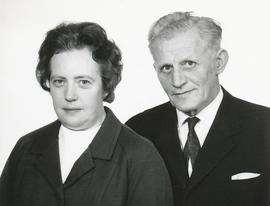 3643-Hulda Bjarnadóttir (1921-2000)-Páll Stefánsson (1912-1982) bifrstj-Tilraun Blönduósi