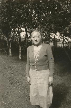 Þura Árnadóttir (1891-1963) Garði