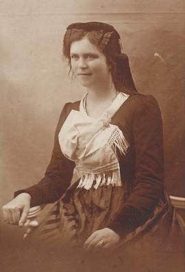 3077-Karla Ingibjörg Helgadóttir (1893-1986) Bergi Skagaströnd
