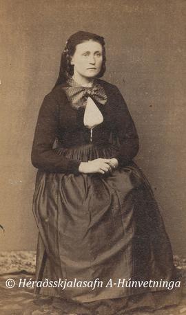 Ingibjörg Pétursdóttir (1865-1959) Ystagili í Langadal