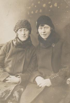 3348-Sigurlaug K Benediktsdóttir (1903-1995)-Björg P Benediktsdóttir (1913-2002)-frá Hæli í Ásum-...