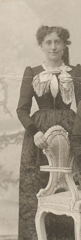 Aðalheiður Rósa Jónsdóttir (1884-1931) kennari Hrísum