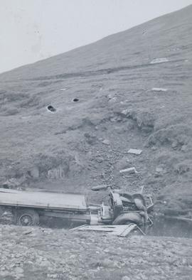 Bílslys í Langadal við Æsustaðaskriður 17.8.1951