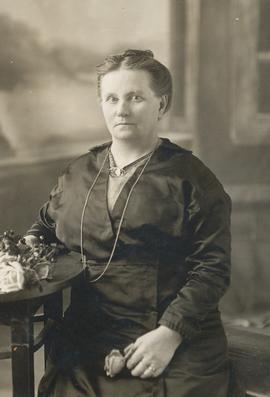 04492-María G Árnason (1858-1949)-skáldkona Minnesota