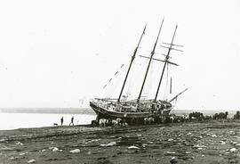 Danska seglskútan Elin strandaði á Hjaltabakkasandi 17. sept 1916