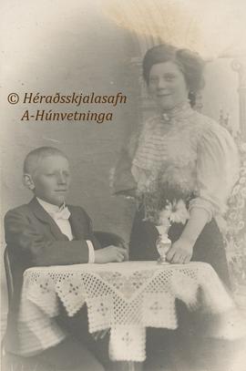 Árni Ólafur Lárusson (1887-1953) kfstj og Björg Carlsdóttir Berndsen (1895-1963) símstjóri-Skagas...