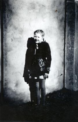Ásrún Björg Arnþórsdóttir (1938)